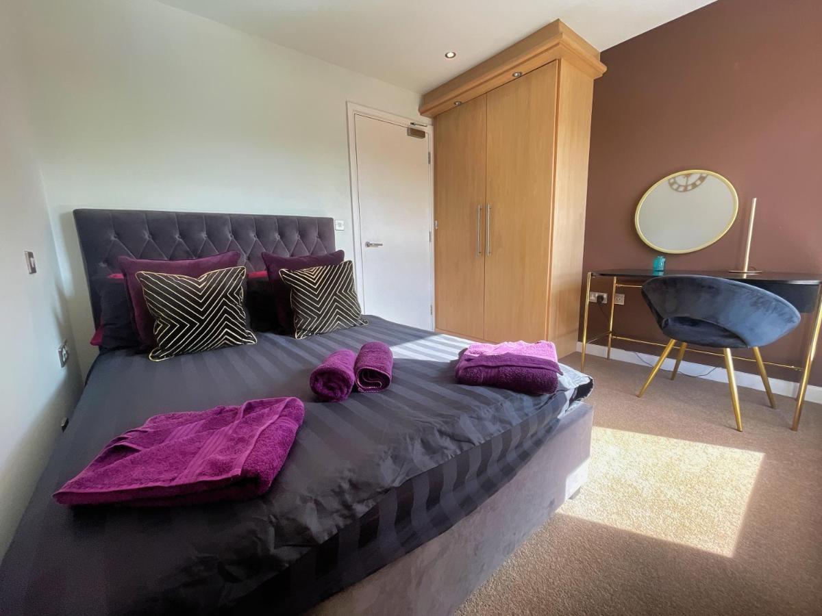 Historic Clock Tower Apartment With Rooftop Terrace And Free Secure Parking シェフィールド エクステリア 写真